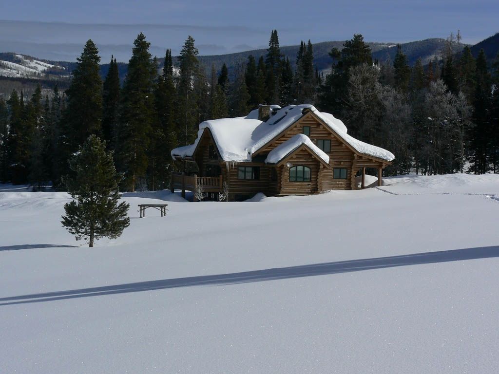 Aspen Heights Subdivision, North Routt — Log Homes project by Fair & Square Construction, photo 1