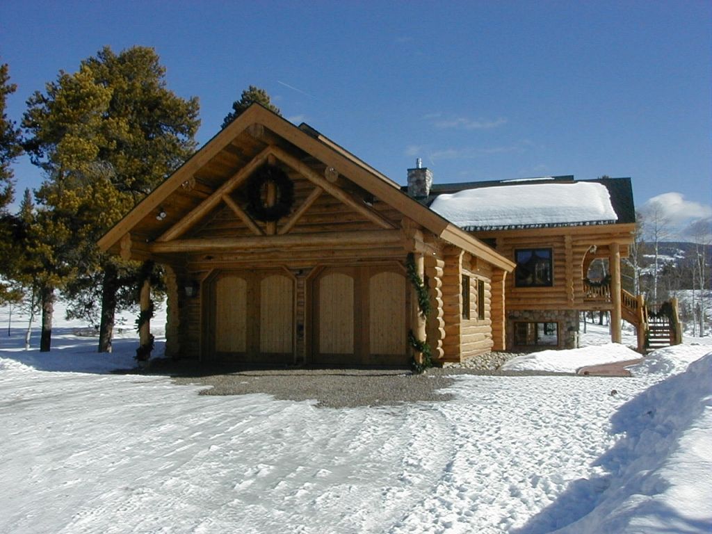 South Routt County — Log Homes project by Fair & Square Construction, photo 1