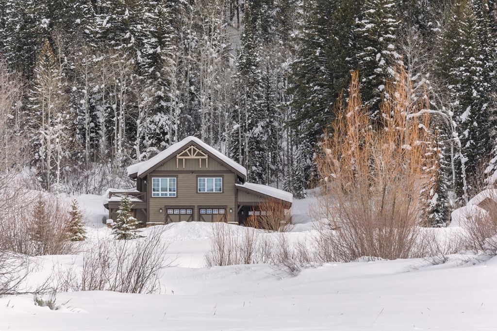 Storm Mountain Guest House — Custom Homes project by Fair & Square Construction, photo 2
